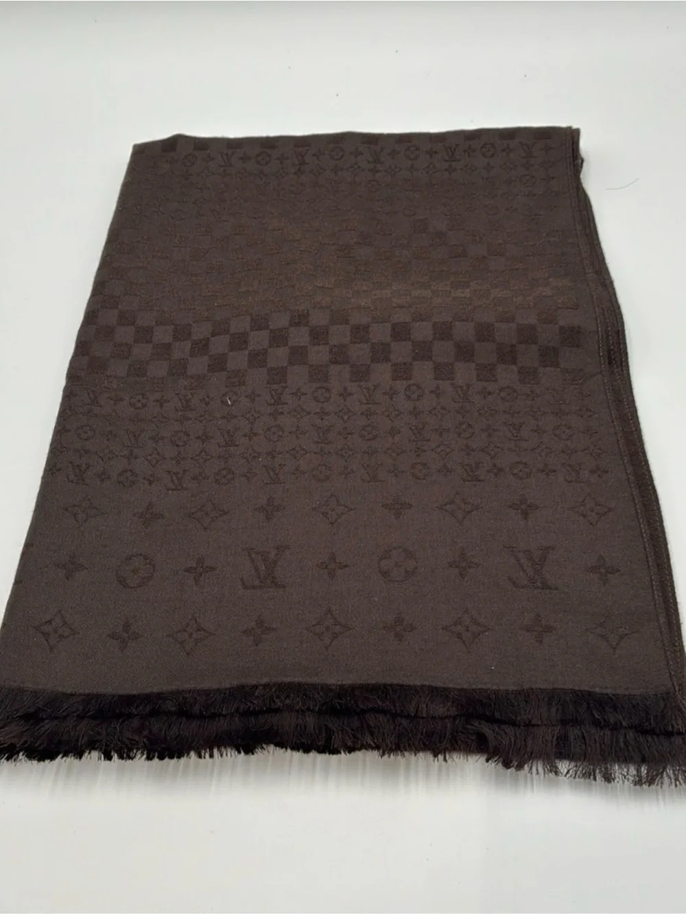 Authentic Louis Vuitton Scarf Damier, Brown 55% Silk, 45% Cashmere
